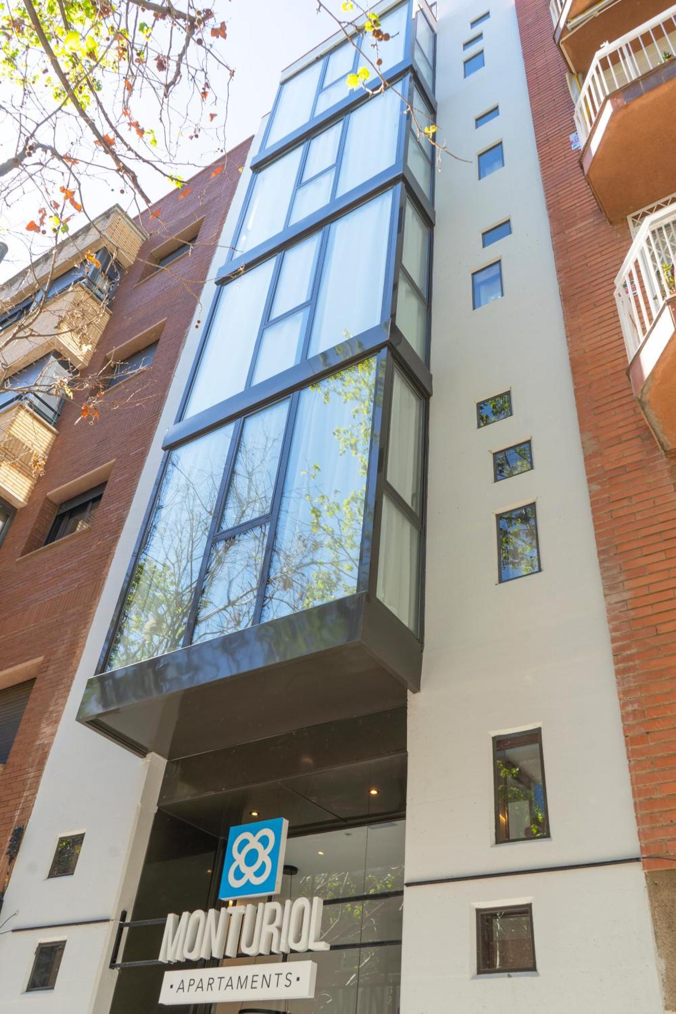 Monturiol Apartaments Barcelona Exterior photo