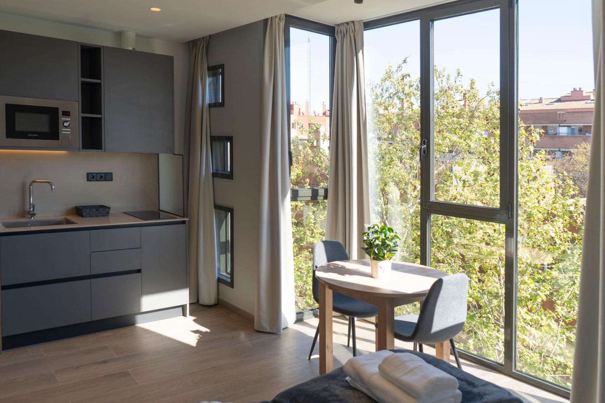 Monturiol Apartaments Barcelona Exterior photo